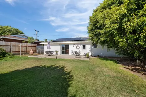 4935 Roja Dr, Oceanside, CA 92057 photo 3