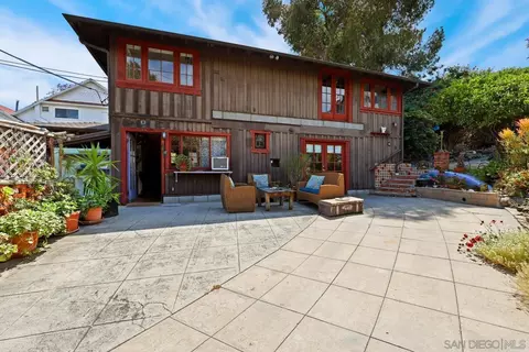 1536 10th St, Coronado, CA 92118