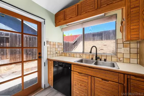 10869 Buggywhip Dr, Spring Valley, CA 91978 photo 13