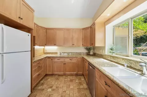 Kitchen - 1353 Roxanne Dr, El Cajon, CA 92021 photo 3 of 3