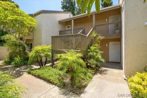 Exterior - 8528 Via Mallorca #B, La Jolla, CA 92037 photo 2 of 5