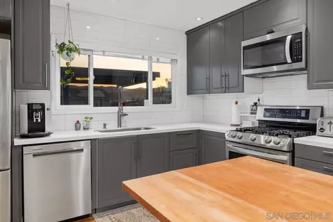Kitchen - 10231 Settle Rd, Santee, CA 92071 photo 2 of 5