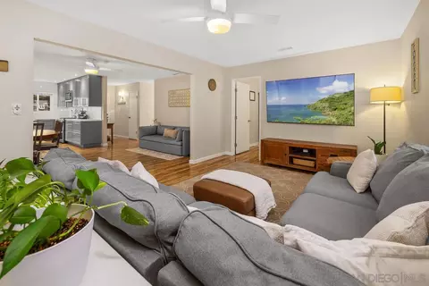 Living - 10231 Settle Rd, Santee, CA 92071 photo 2 of 4