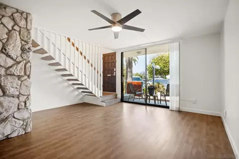 Living - 426 Palm Ave, Coronado, CA 92118 photo 3 of 7