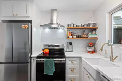 Kitchen - 8150 Lemon Ave #108, La Mesa, CA 91941 photo 1 of 6