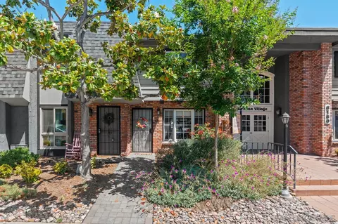 Exterior - 8150 Lemon Ave #108, La Mesa, CA 91941 photo 5 of 6