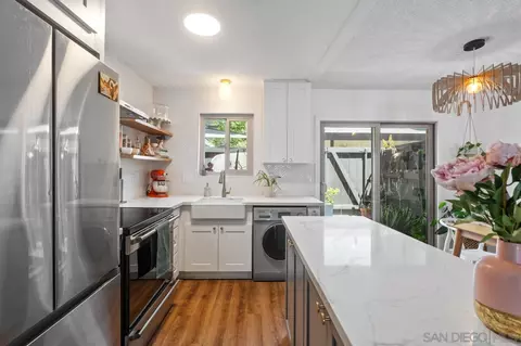 Kitchen - 8150 Lemon Ave #108, La Mesa, CA 91941 photo 3 of 6