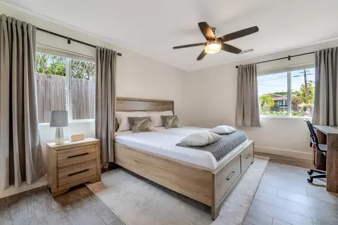 8820 Nottingham Pl, La Jolla, CA 92037 photo 14