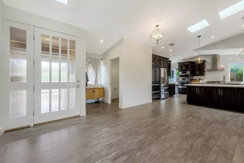 8820 Nottingham Pl, La Jolla, CA 92037 photo 8