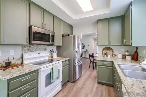 2216 Summerhill Dr, Encinitas, CA 92024 photo 17