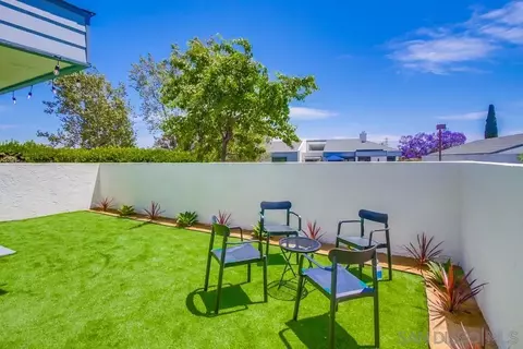 Exterior - 175 Bronze Way, Vista, CA 92083 photo 2 of 5