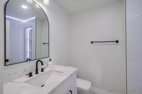 Bath - 175 Bronze Way, Vista, CA 92083 photo 1 of 8
