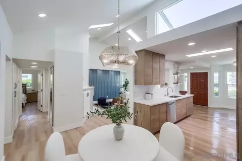 Entry Way - 175 Bronze Way, Vista, CA 92083 photo 1 of 1