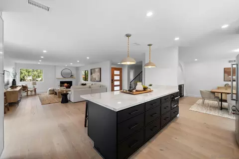 7645 Calle Madero, Carlsbad, CA 92009