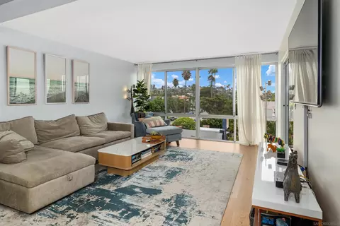 4944 Cass St #407, San Diego, CA 92109