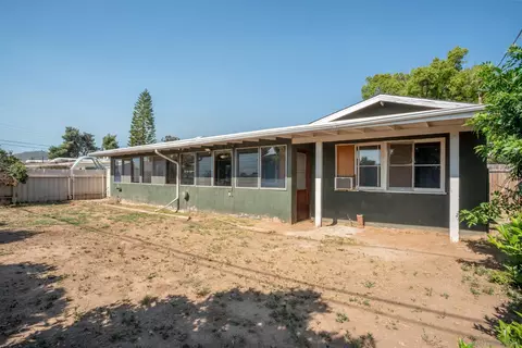 568 June Way, El Cajon, CA 92021 photo 2
