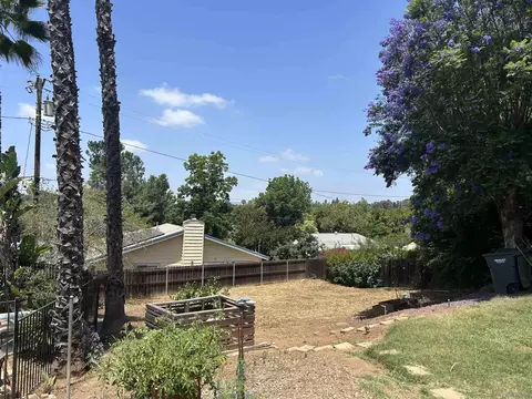 Exterior - 1190 Robertson Dr, Escondido, CA 92025 photo 14 of 14