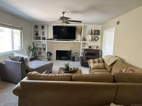 Living - 1190 Robertson Dr, Escondido, CA 92025 photo 2 of 3