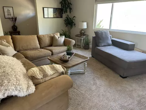 Living - 1190 Robertson Dr, Escondido, CA 92025 photo 3 of 3