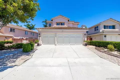 Exterior - 838 Masters Dr, Oceanside, CA 92057 photo 2 of 8