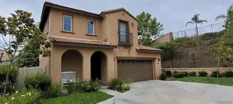 35373 White Camarillo Ln, Fallbrook, CA 92028 photo 2