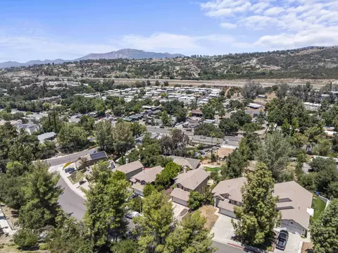 View/Area - 2454 Hialeah Ln, Alpine, CA 91901 photo 4 of 10