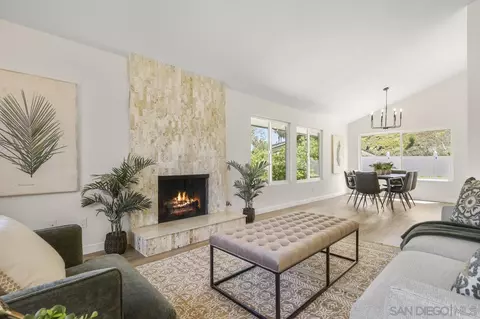 Living - 16513 Calle Ana, Poway, CA 92064 photo 5 of 5