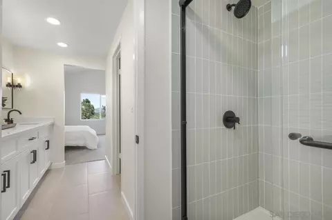 Bath - 16513 Calle Ana, Poway, CA 92064 photo 6 of 6
