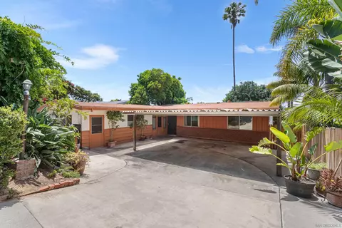 719 Marsolan Ave, Solana Beach, CA 92075 photo 2
