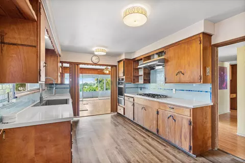 719 Marsolan Ave, Solana Beach, CA 92075 photo 13