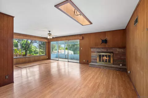 719 Marsolan Ave, Solana Beach, CA 92075 photo 8