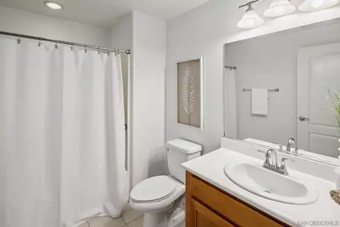 Bath - 125 Via Sovana, Santee, CA 92071 photo 3 of 3