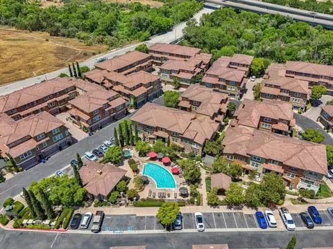 View/Area - 125 Via Sovana, Santee, CA 92071 photo 4 of 5