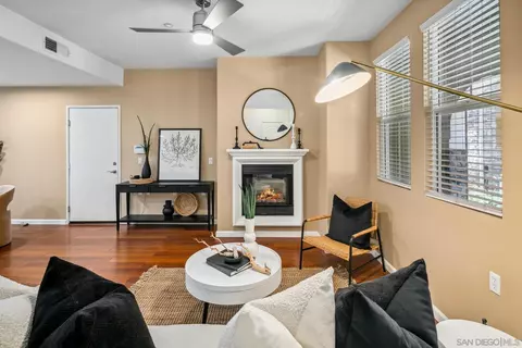 Living - 125 Via Sovana, Santee, CA 92071 photo 1 of 2