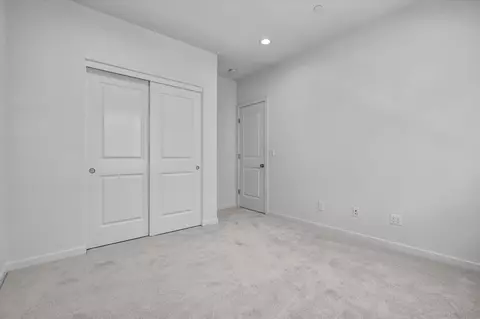 71 Kestrel, Irvine, CA 92618 photo 18