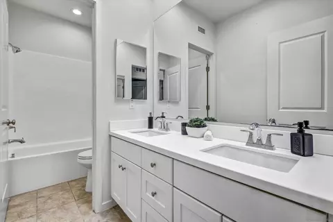 71 Kestrel, Irvine, CA 92618 photo 19