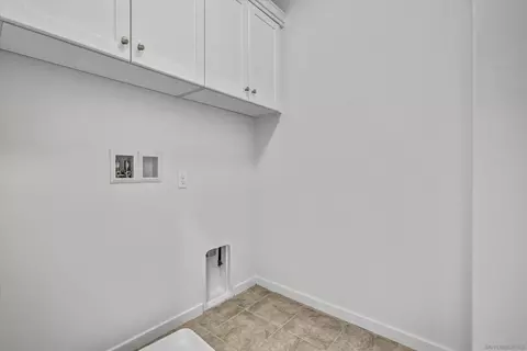 71 Kestrel, Irvine, CA 92618 photo 28
