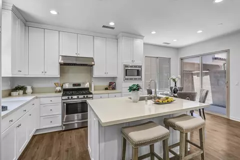 71 Kestrel, Irvine, CA 92618 photo 9