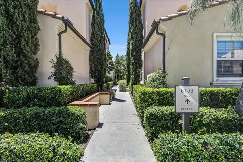 71 Kestrel, Irvine, CA 92618 photo 4