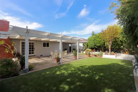 Exterior - 1112 E Del Mar Ave, Orange, CA 92865 photo 9 of 9