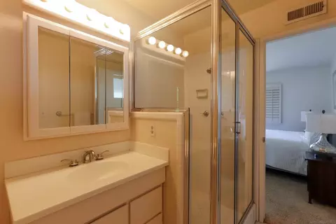 Bath - 1112 E Del Mar Ave, Orange, CA 92865 photo 1 of 2