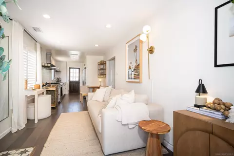Living - 4218 Hamilton St, San Diego, CA 92104 photo 1 of 2