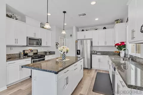 8612 Comiskey Way, Santee, CA 92071 photo 11