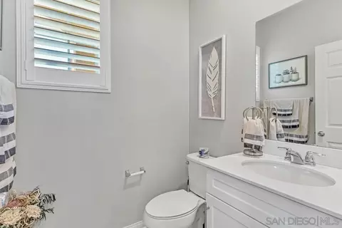 8612 Comiskey Way, Santee, CA 92071 photo 17