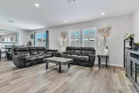 8612 Comiskey Way, Santee, CA 92071 photo 4
