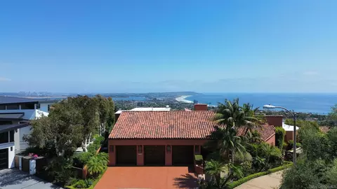 View/Area - 5717 Baja Mar, La Jolla, CA 92037 photo 4 of 5
