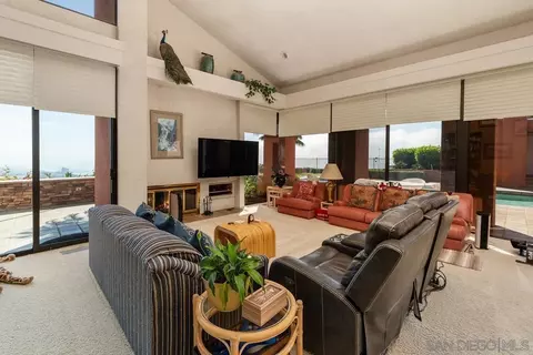 Living - 5717 Baja Mar, La Jolla, CA 92037 photo 4 of 4