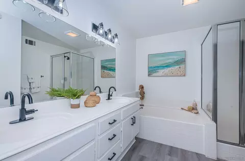 Bath - 5030 Codorniz #28, Oceanside, CA 92057 photo 1 of 4