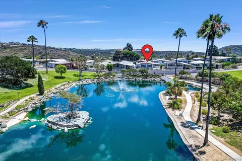 275 Bright Creek Ln, Oceanside, CA 92056 photo 34