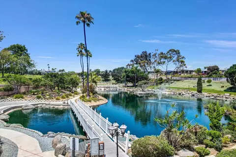 275 Bright Creek Ln, Oceanside, CA 92056 photo 38